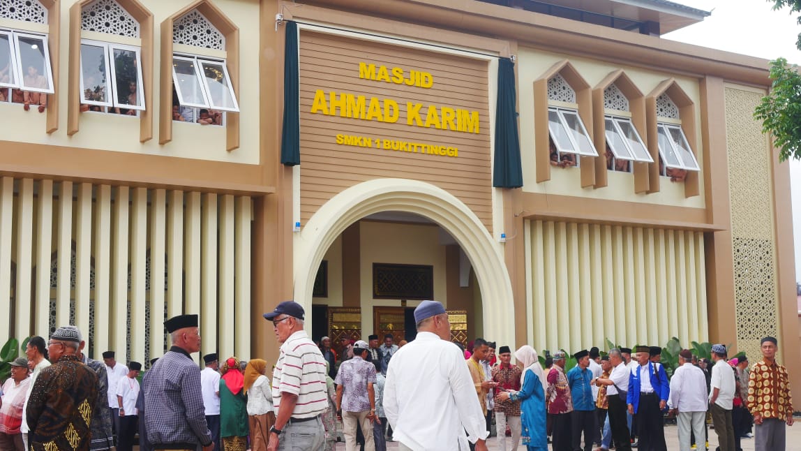 Masjid Ahmad Karim SMK N 1 Bukittinggi (Foto:Minangsatu)